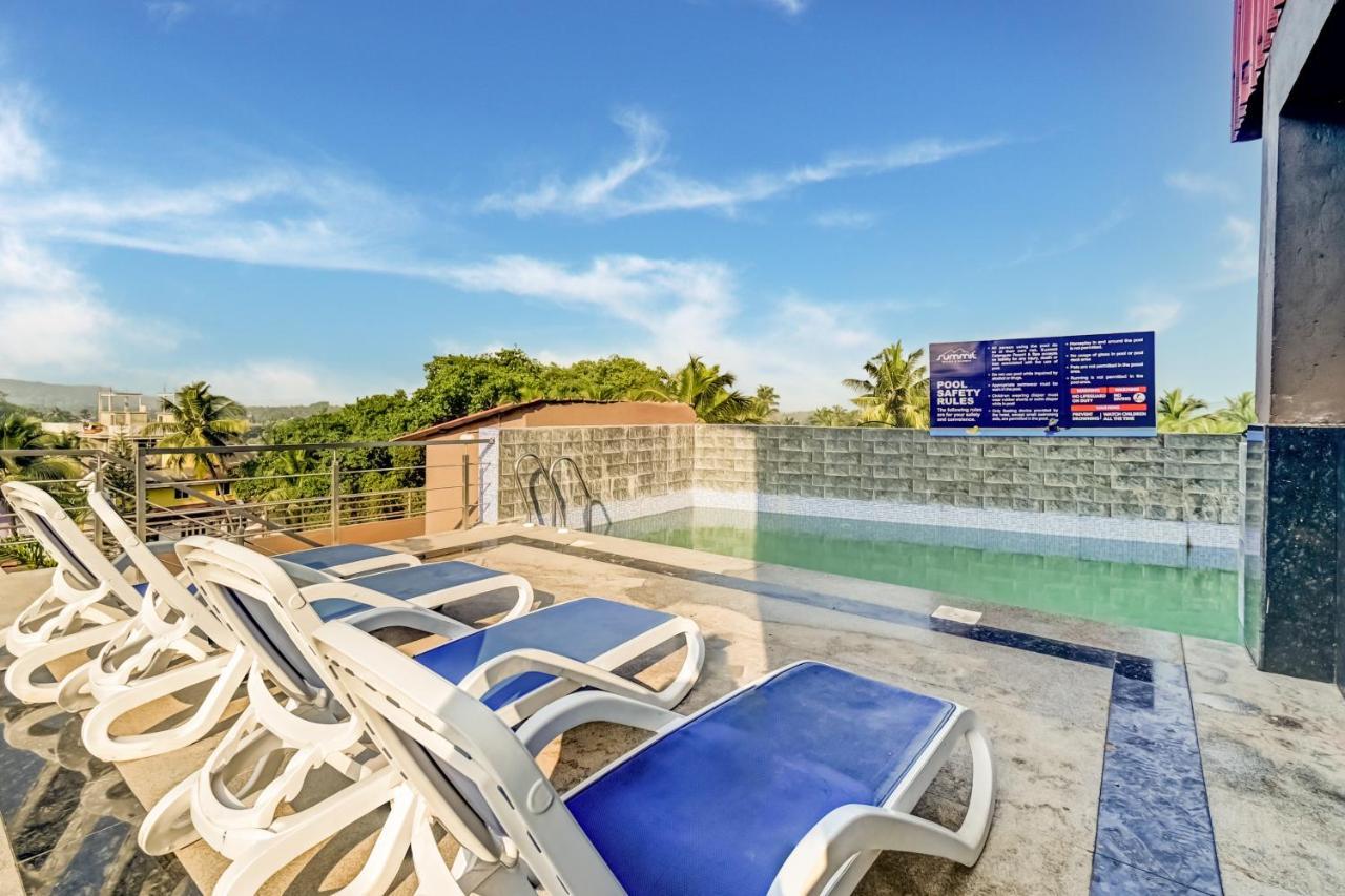 Summit Calangute Resort & Spa エクステリア 写真