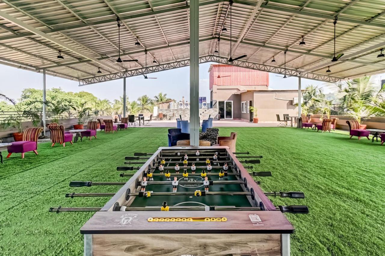 Summit Calangute Resort & Spa エクステリア 写真
